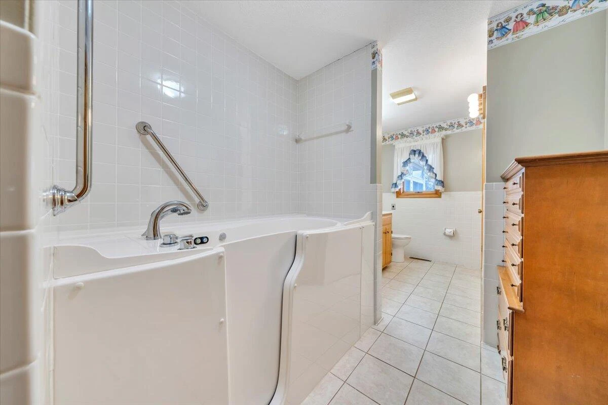 290 Patricia LN SE - Photo 35