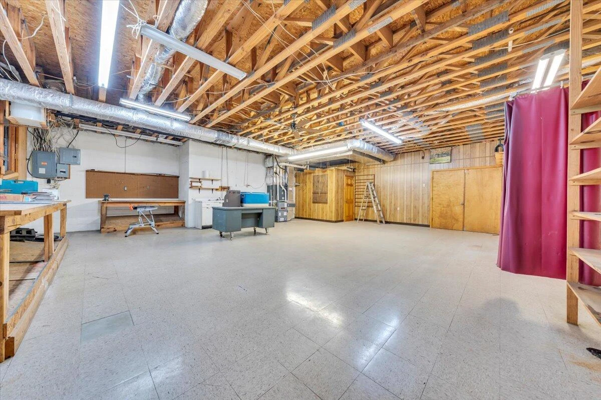 290 Patricia LN SE - Photo 46