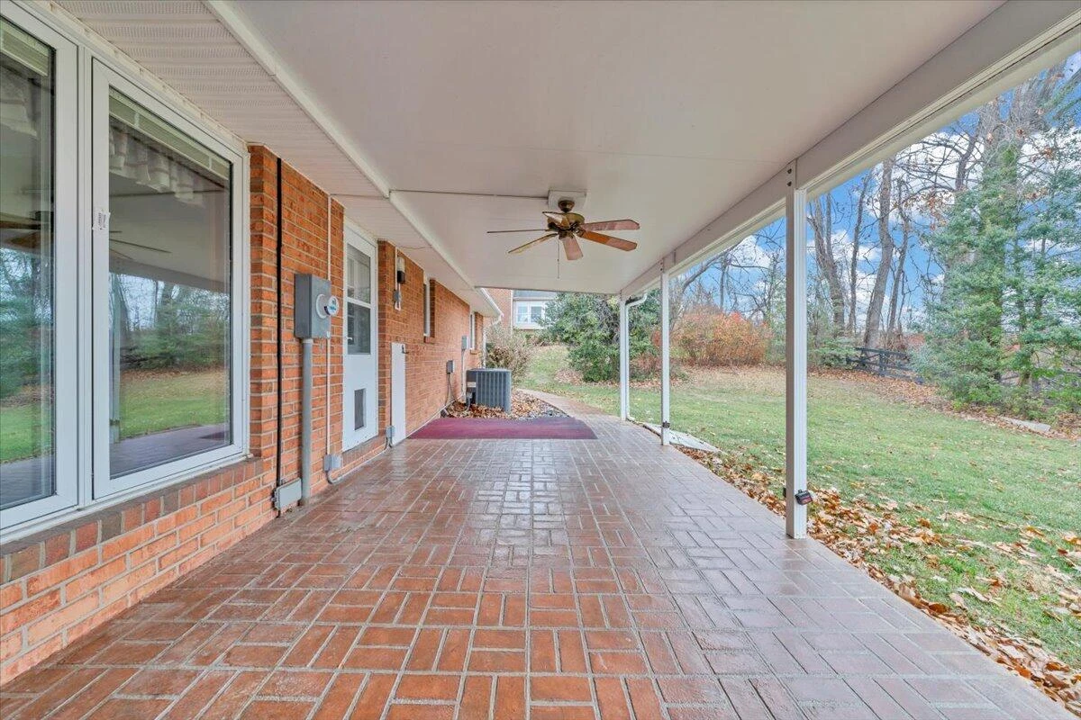 290 Patricia LN SE - Photo 54