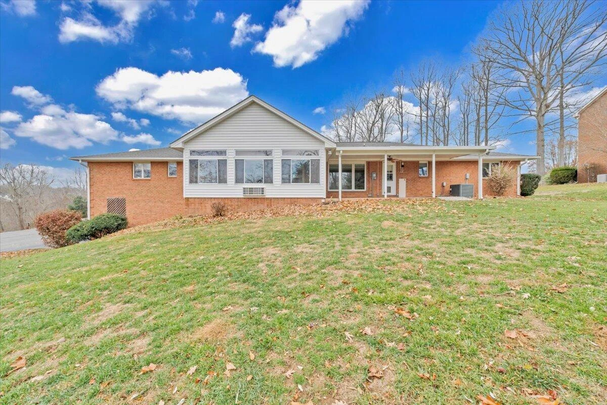 290 Patricia LN SE - Photo 57