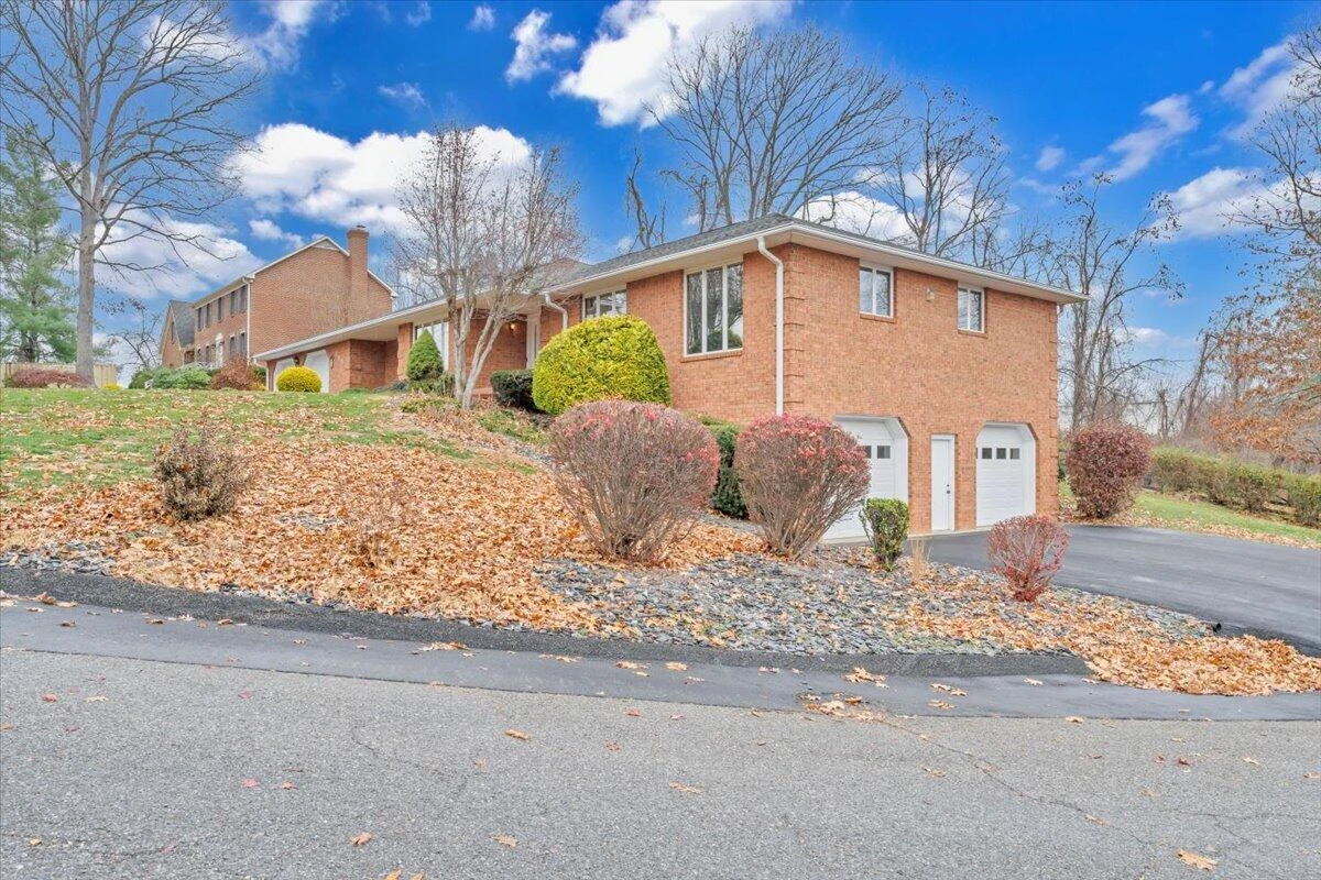 290 Patricia LN SE - Photo 60