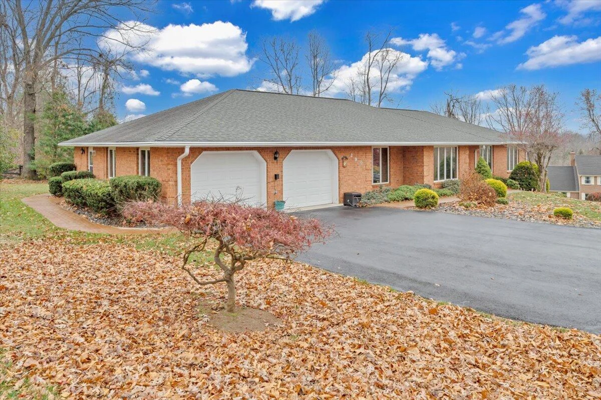 290 Patricia LN SE - Photo 66