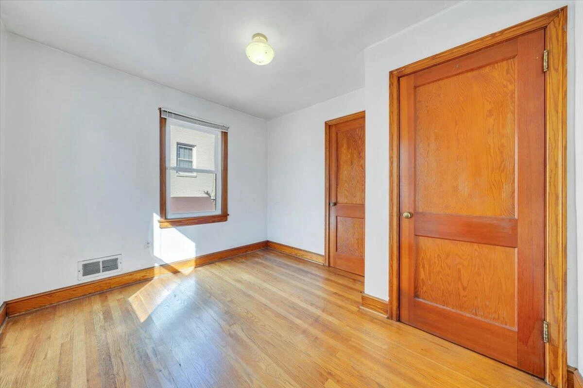 3504 Forest Hill AVE NW - Photo 12
