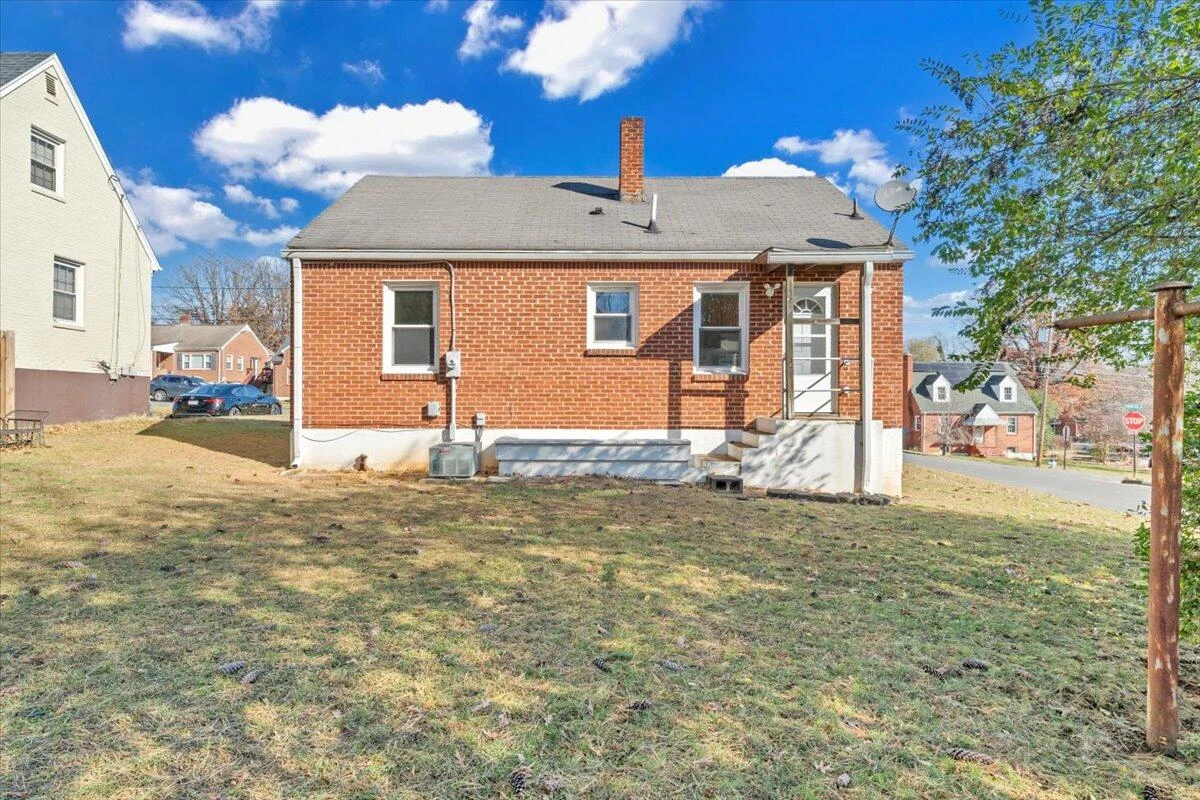 3504 Forest Hill AVE NW - Photo 27
