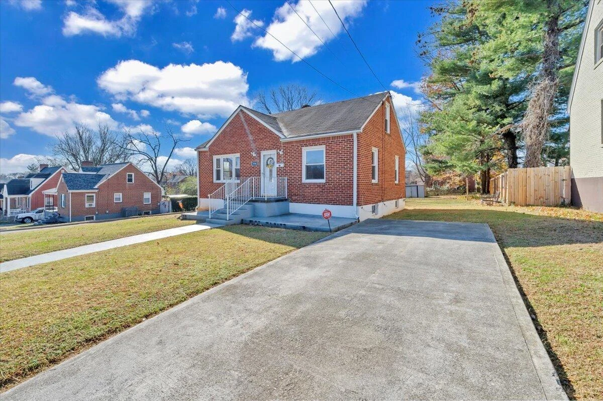 3504 Forest Hill AVE NW - Photo 38