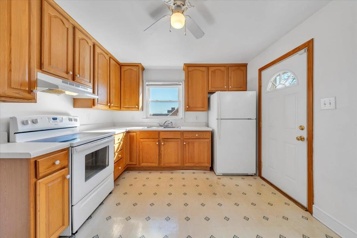 3504 Forest Hill AVE NW - Photo 7