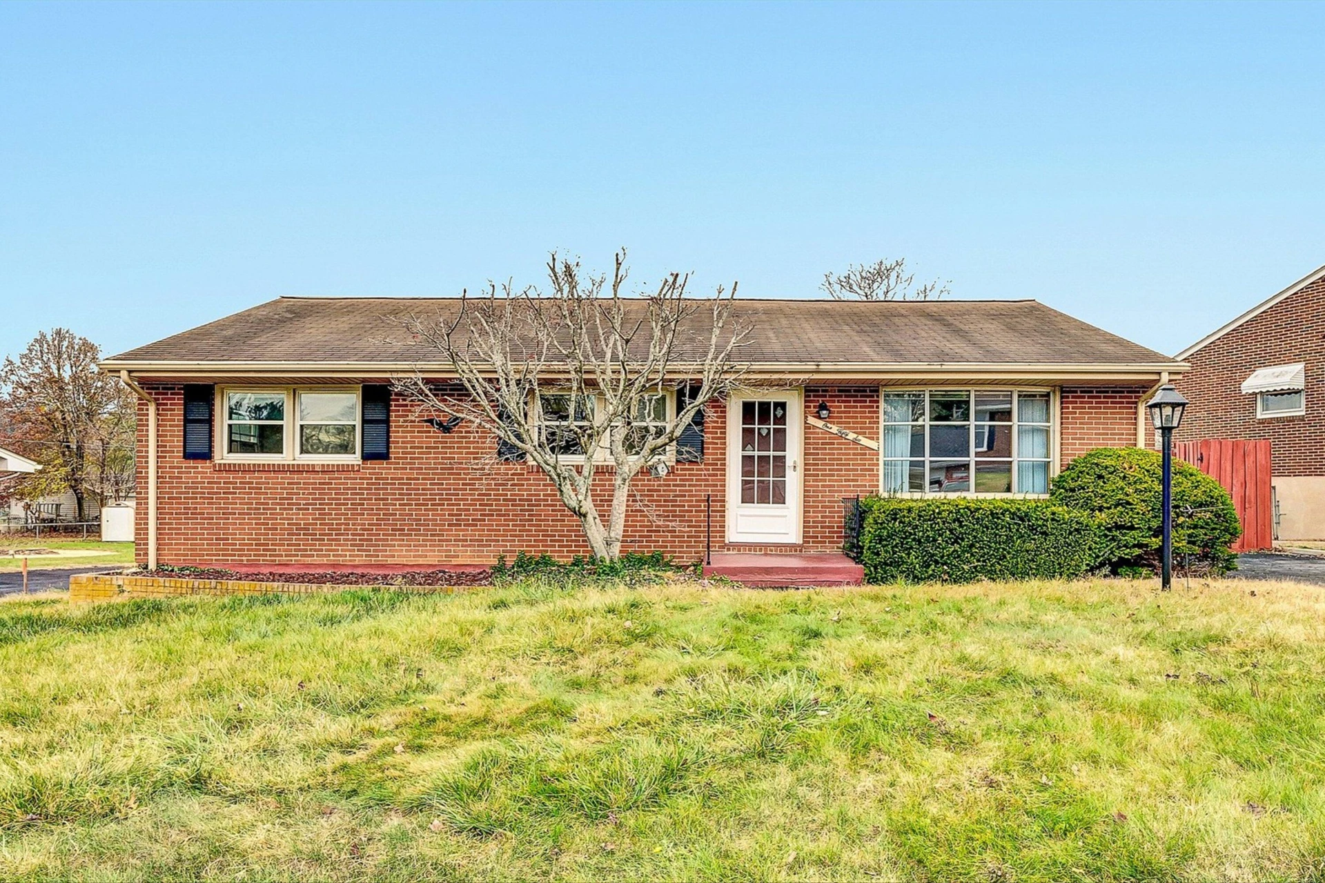 156 Tampa DR