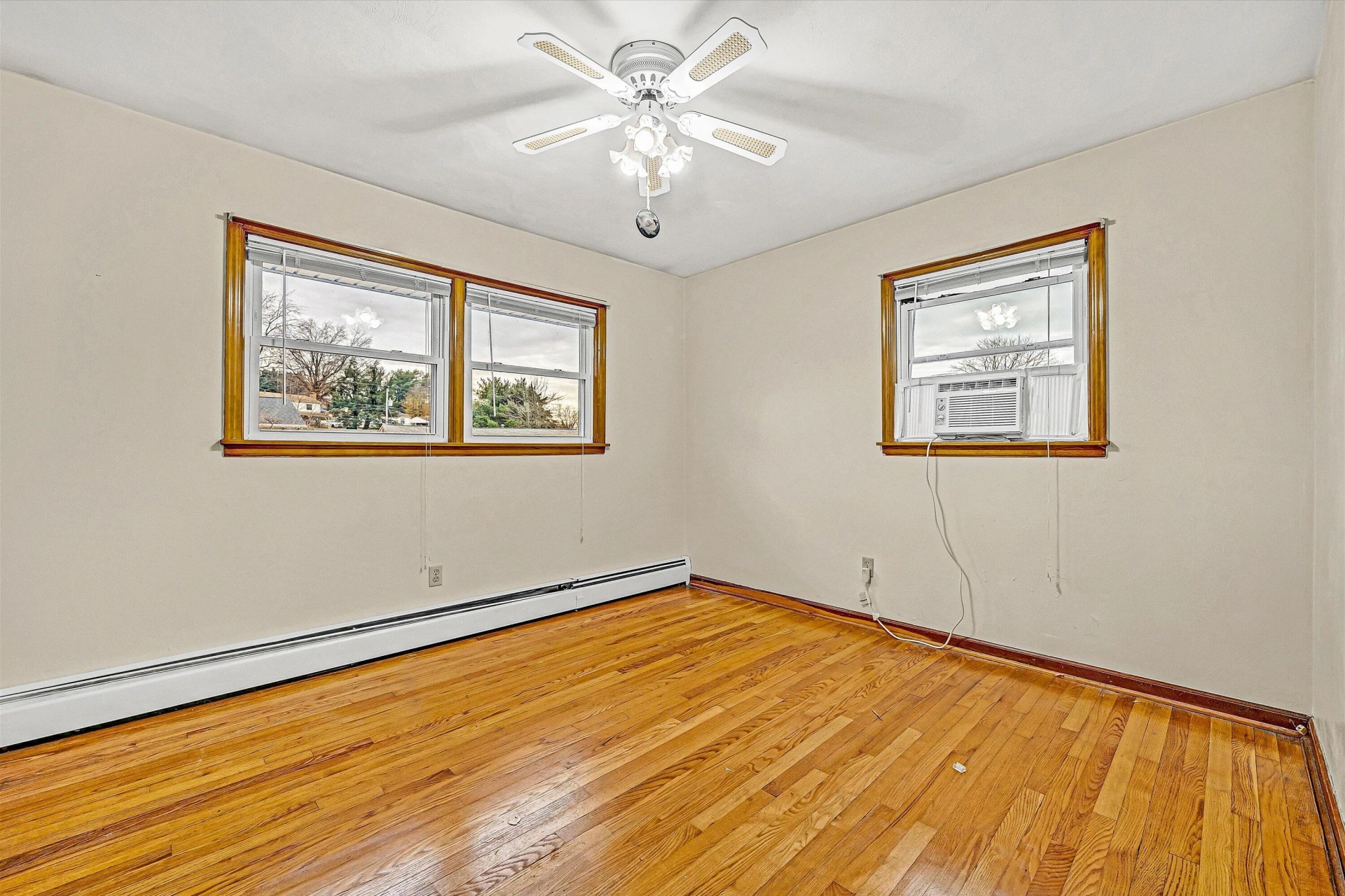 156 Tampa DR - Photo 15
