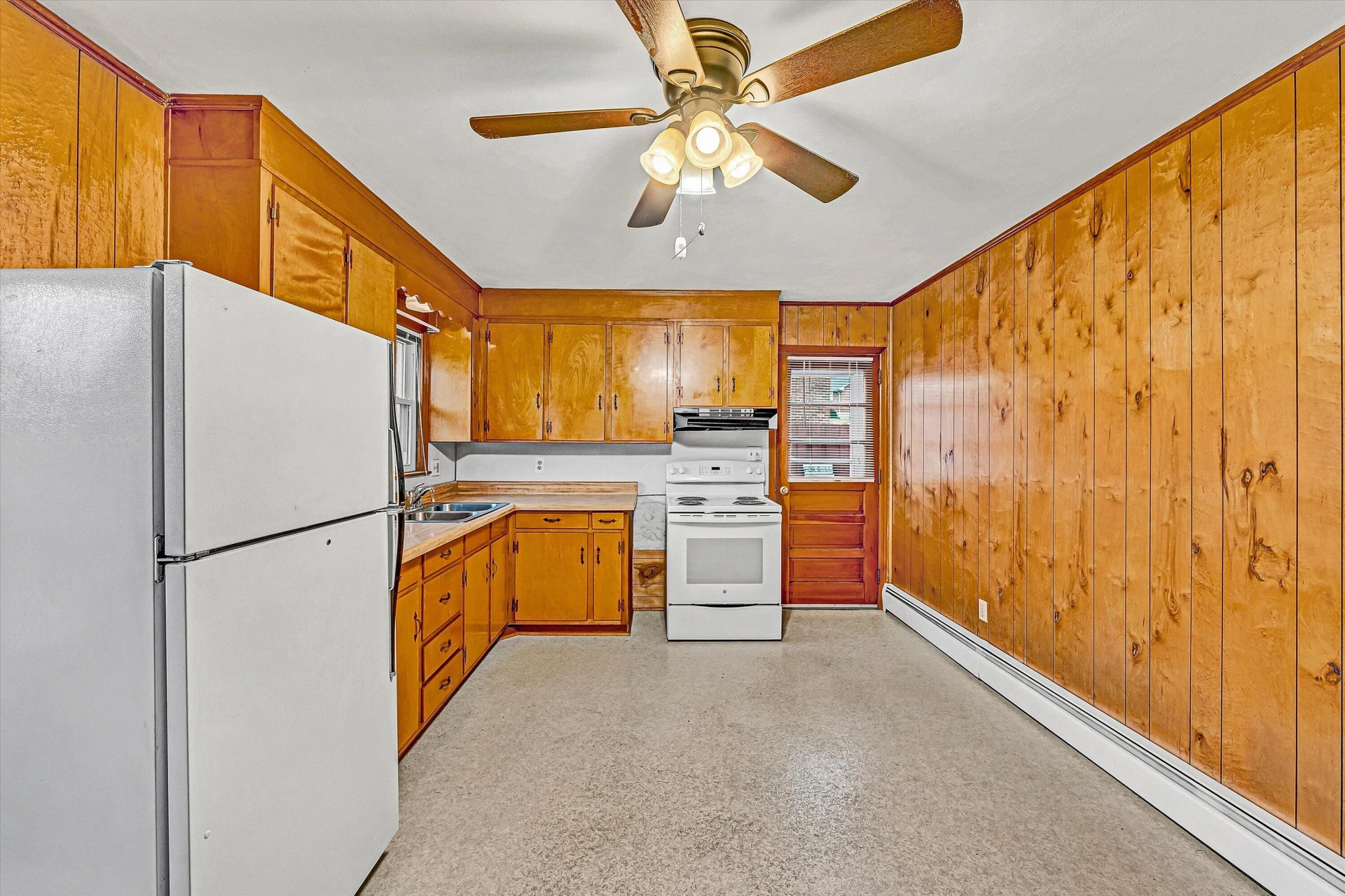 156 Tampa DR - Photo 7