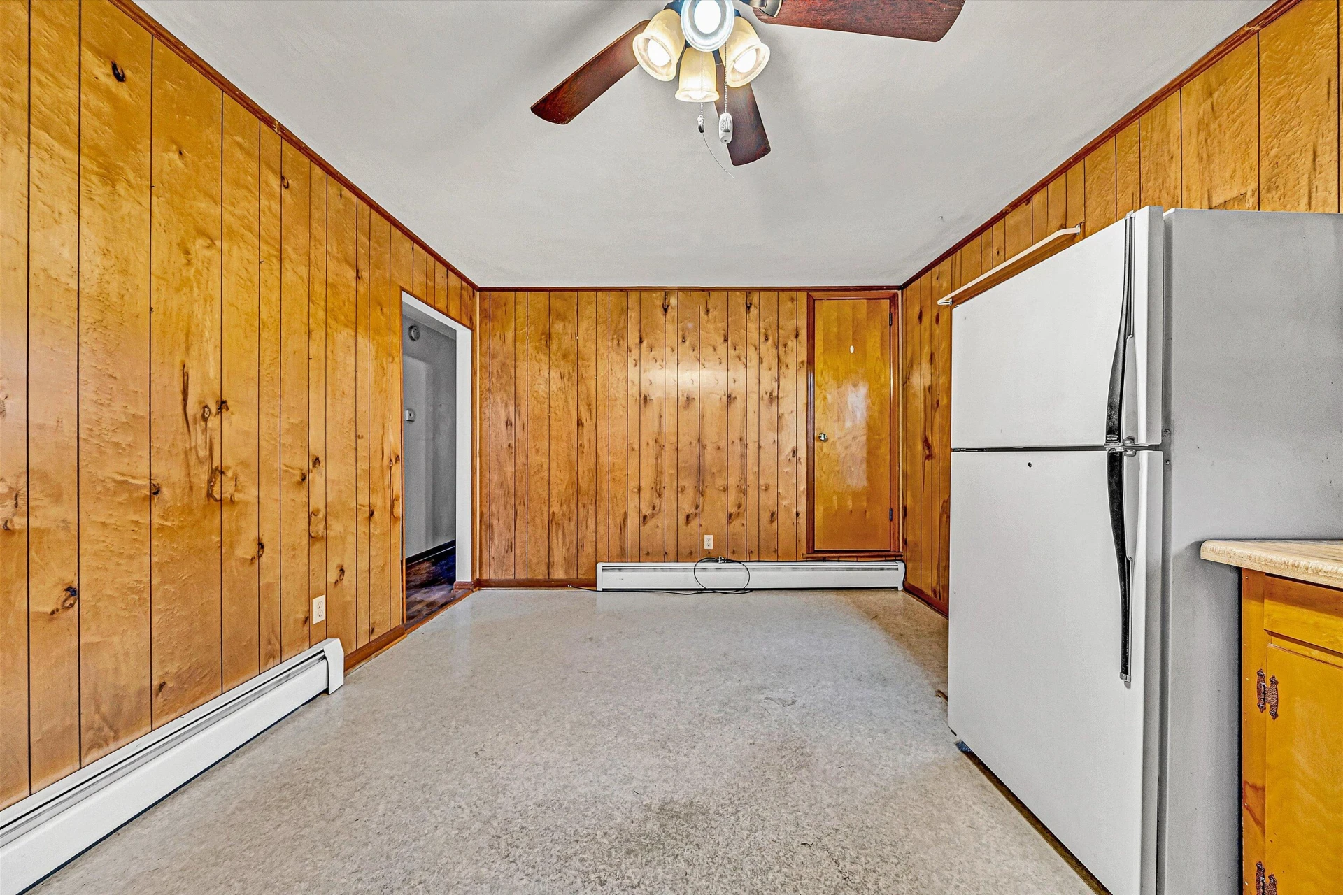 156 Tampa DR - Photo 9