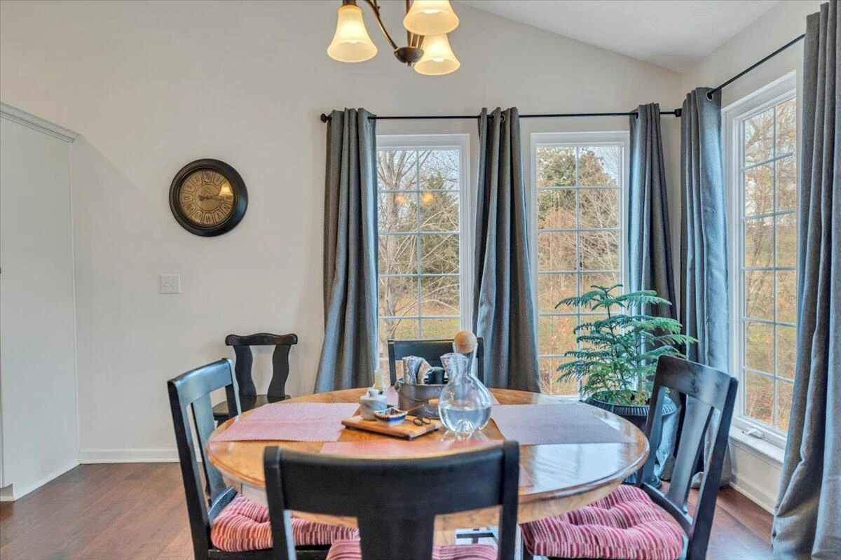 1074 Blueberry Hill CT - Photo 18