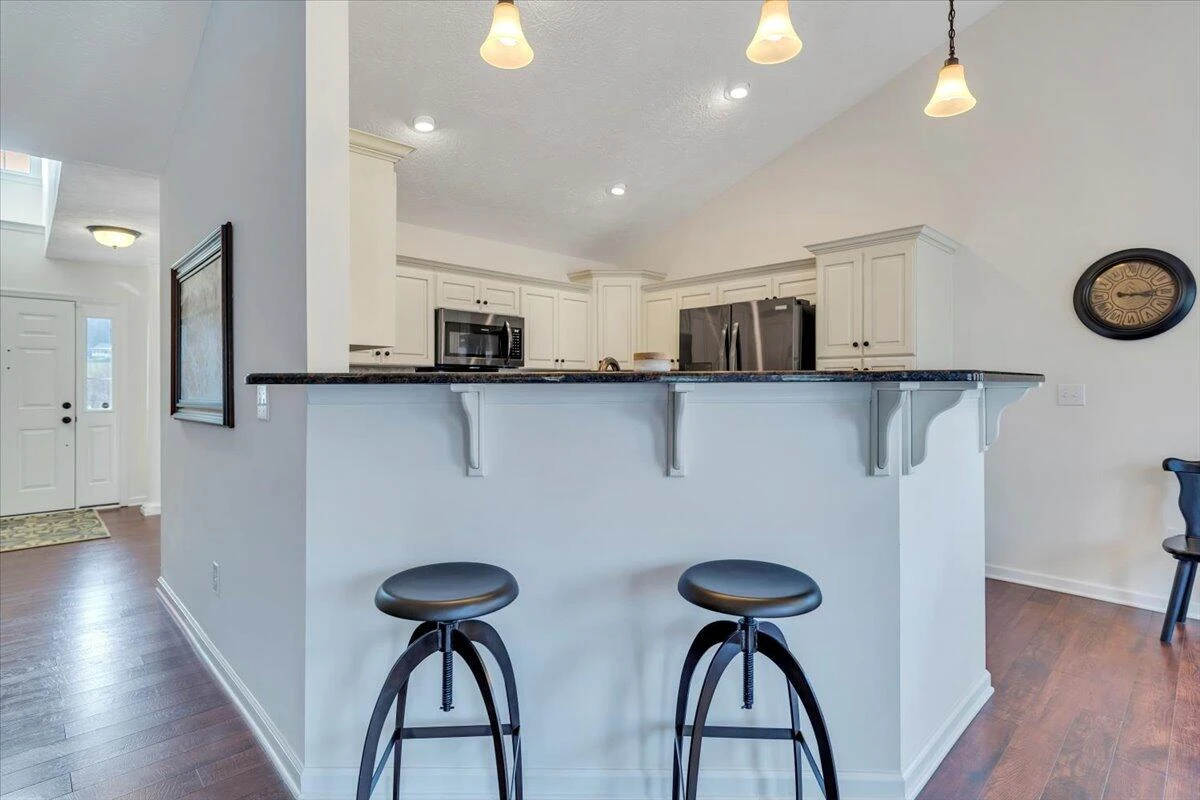 1074 Blueberry Hill CT - Photo 21