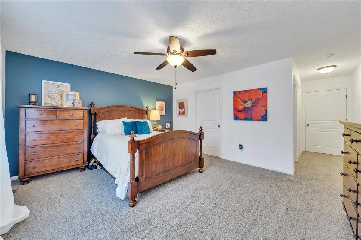 1074 Blueberry Hill CT - Photo 28