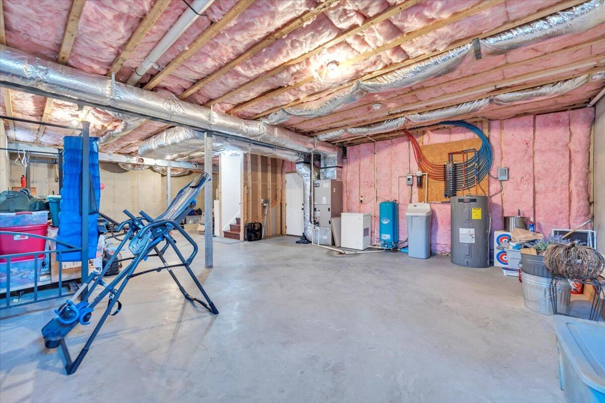 1074 Blueberry Hill CT - Photo 40