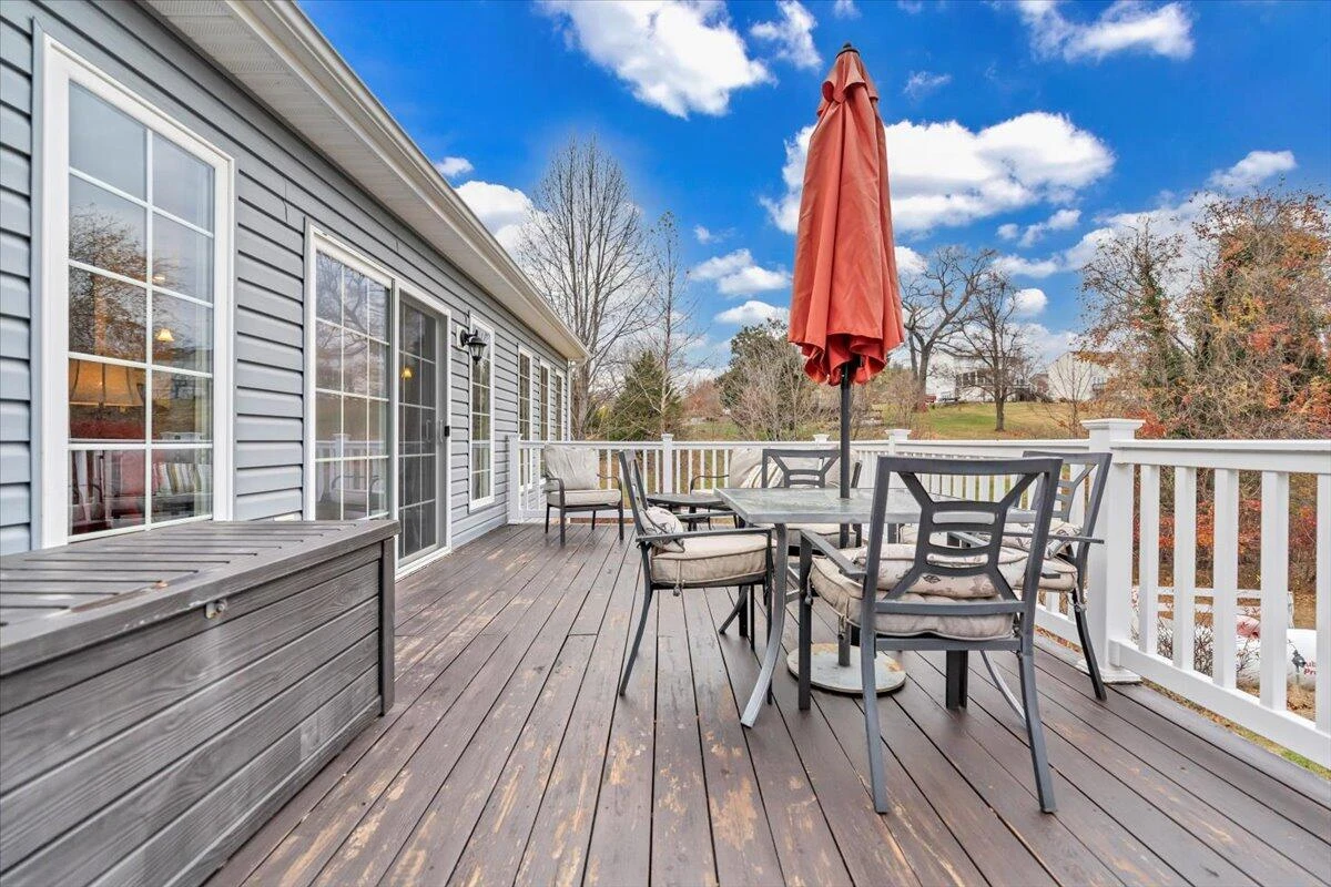 1074 Blueberry Hill CT - Photo 43