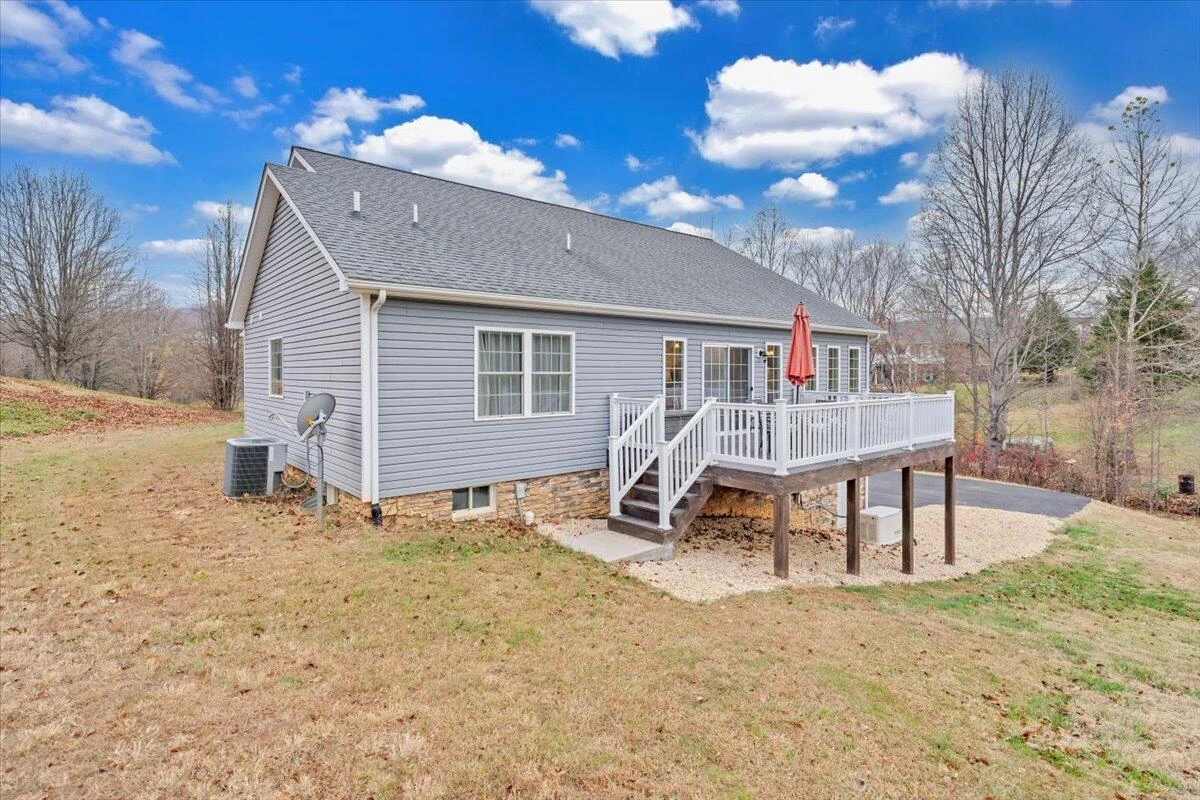 1074 Blueberry Hill CT - Photo 46