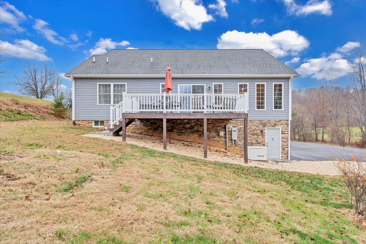 1074 Blueberry Hill CT - Photo 49