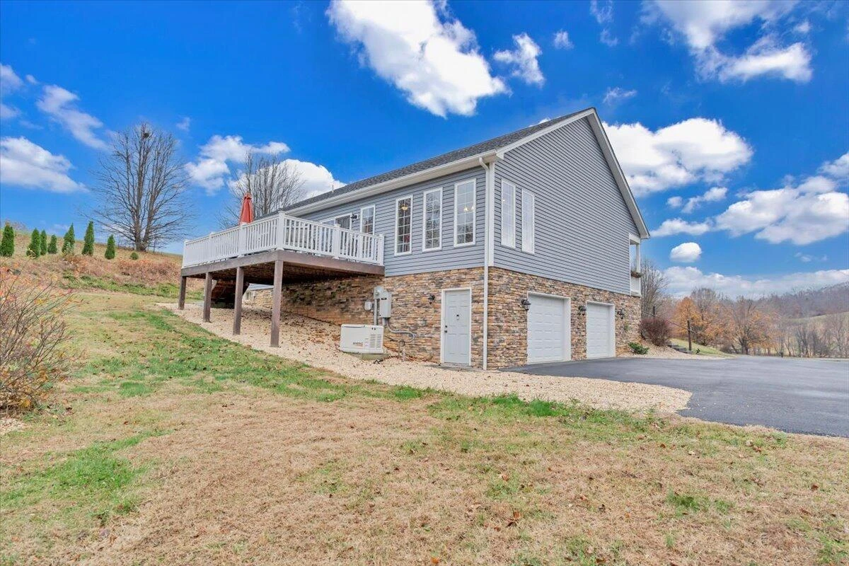 1074 Blueberry Hill CT - Photo 50