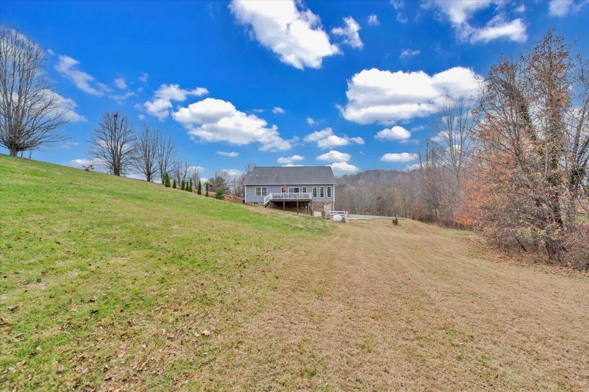 1074 Blueberry Hill CT - Photo 54