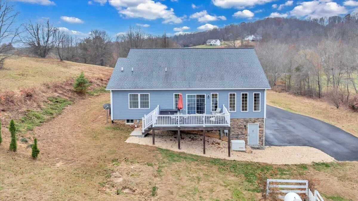 1074 Blueberry Hill CT - Photo 69