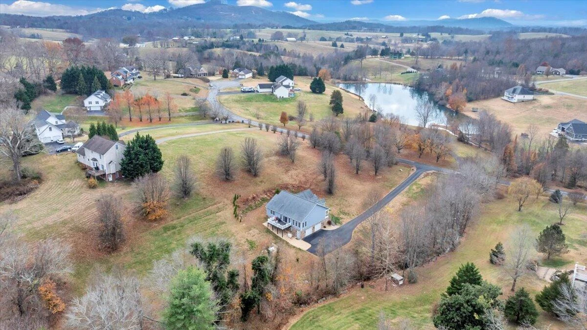 1074 Blueberry Hill CT - Photo 72