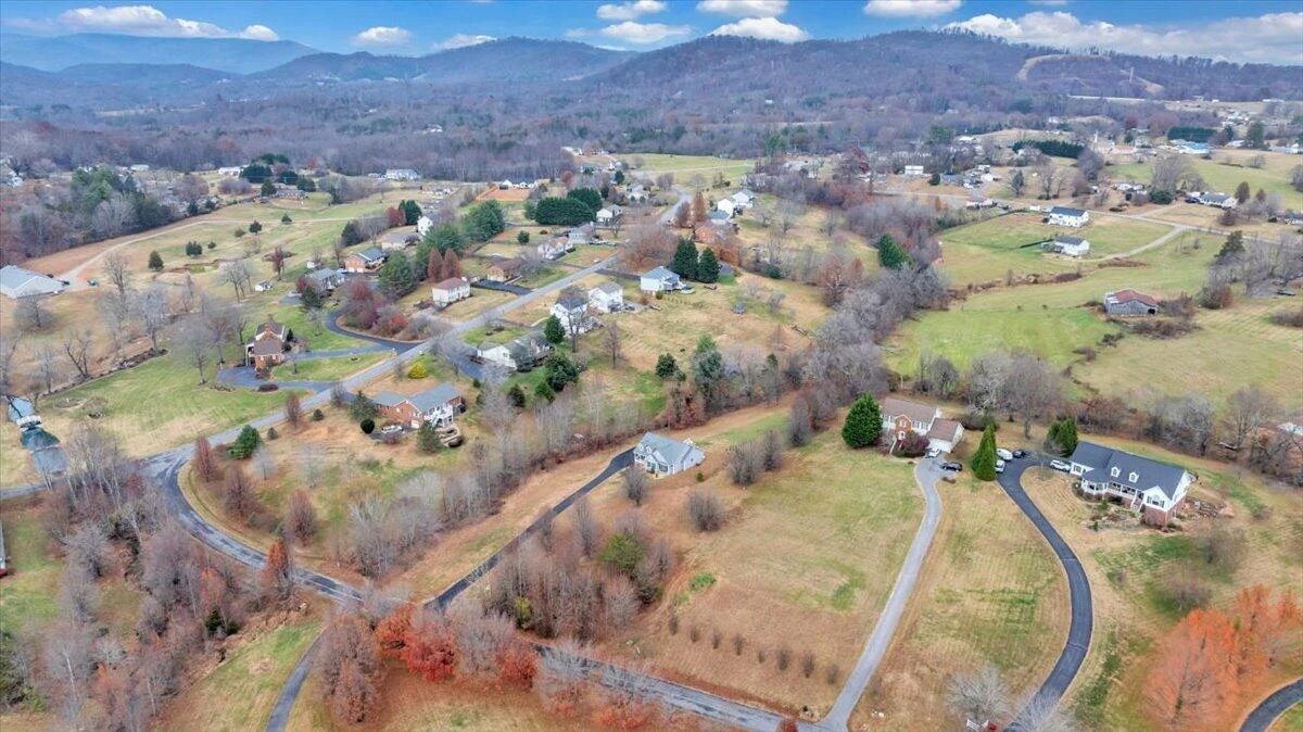 1074 Blueberry Hill CT - Photo 80