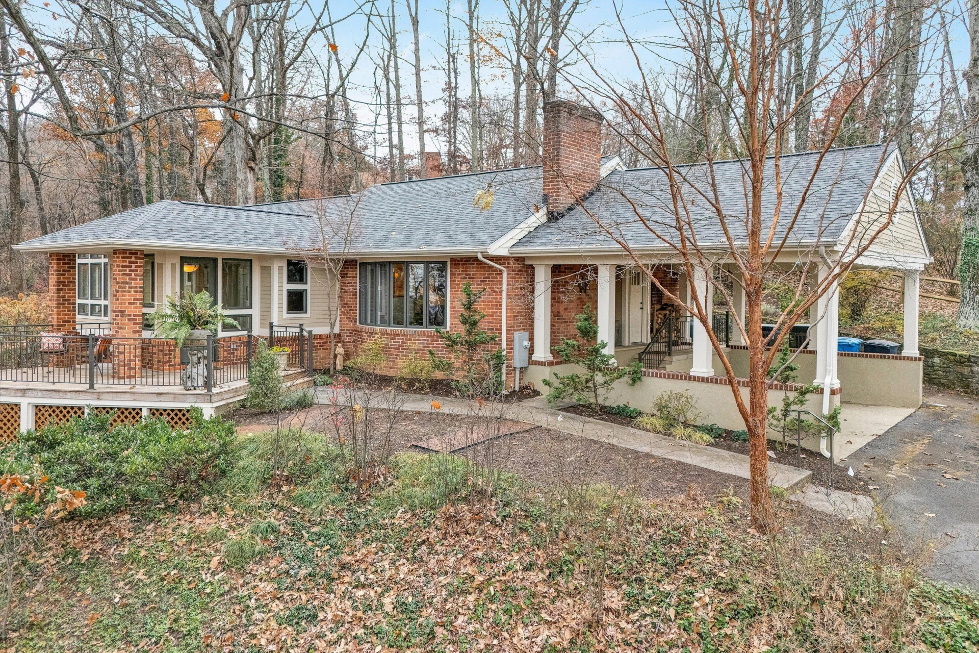 3600 Ridgewood LN SW - Photo 3
