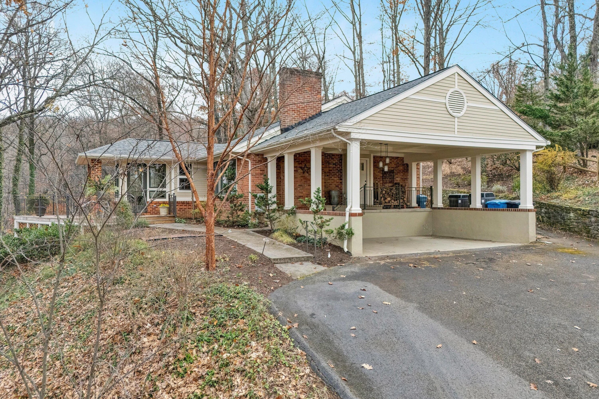 3600 Ridgewood LN SW - Photo 4