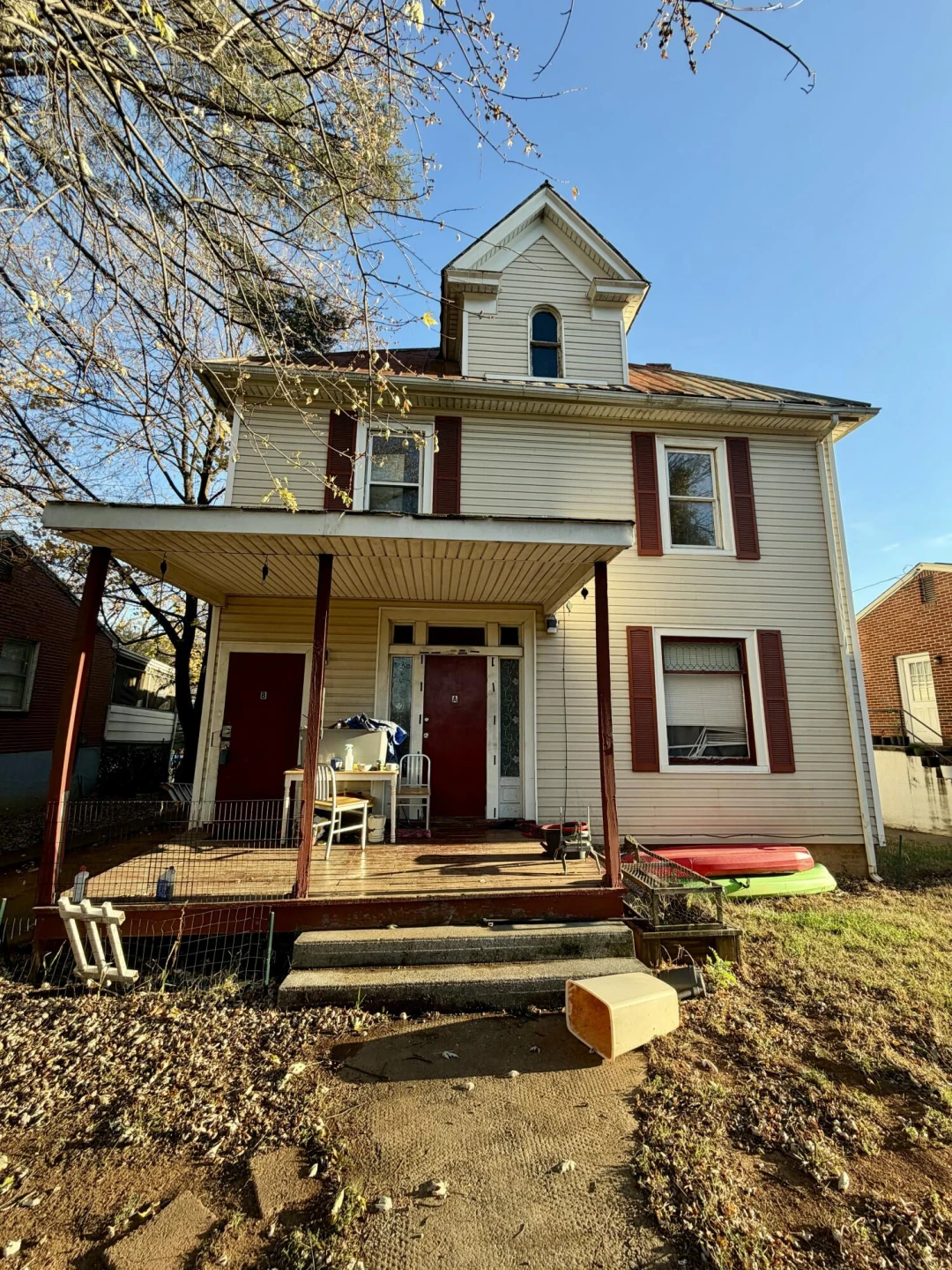 2016 SANFORD AVE SW