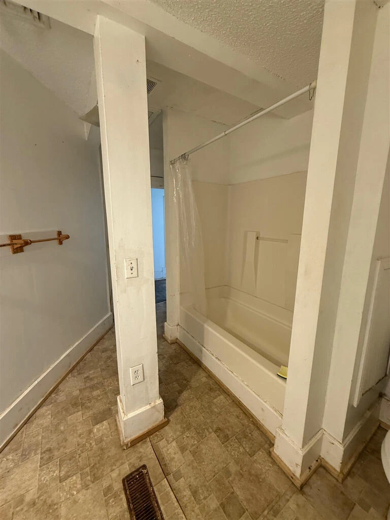 1115 Orange AVE NW - Photo 15