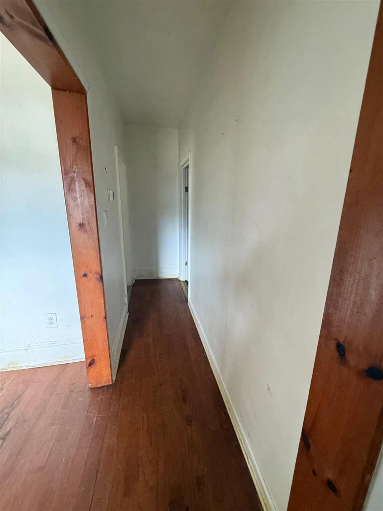 1115 Orange AVE NW - Photo 6