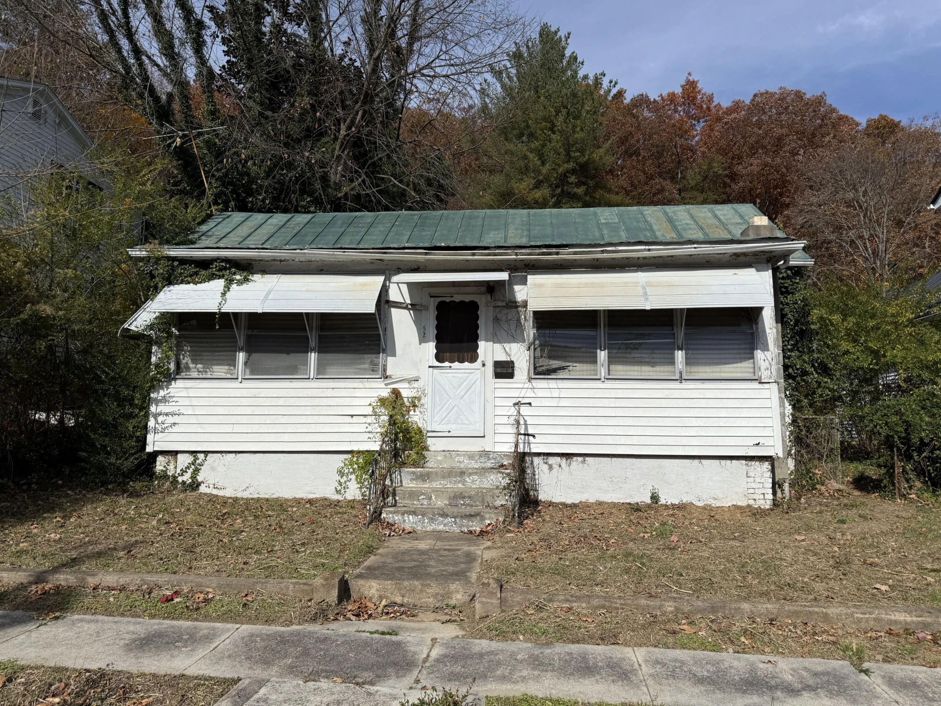 52 Bath ST