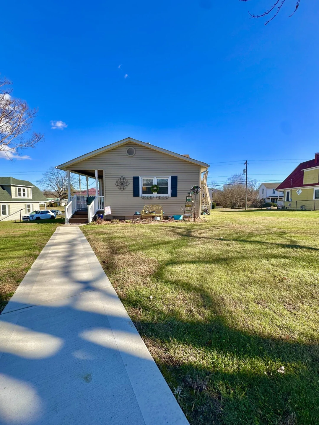 833 Jefferson AVE - Photo 10