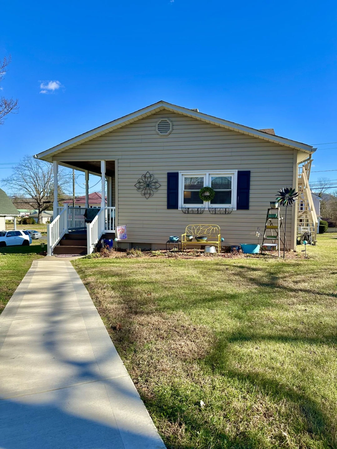 833 Jefferson AVE - Photo 11
