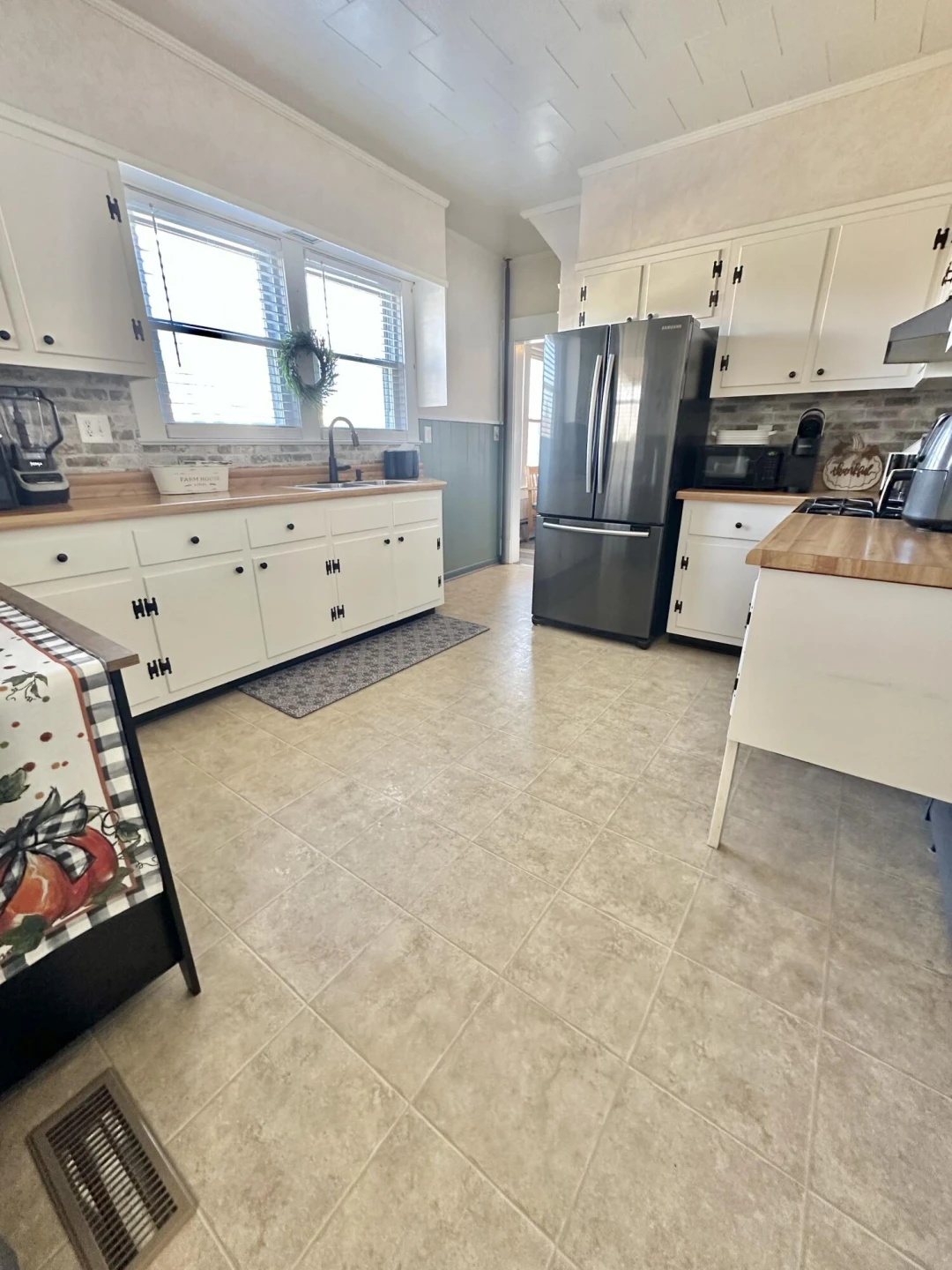 833 Jefferson AVE - Photo 29