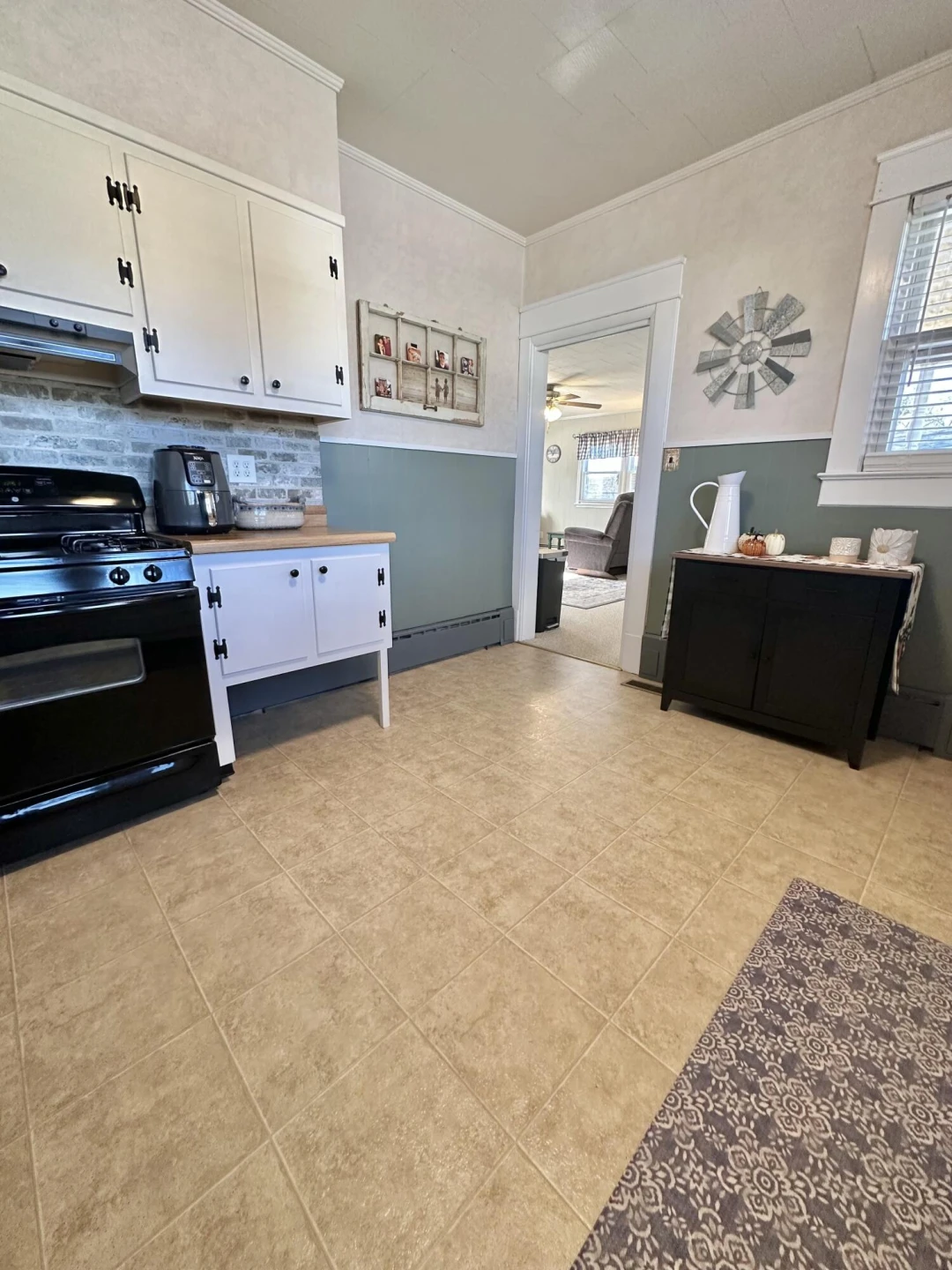 833 Jefferson AVE - Photo 32