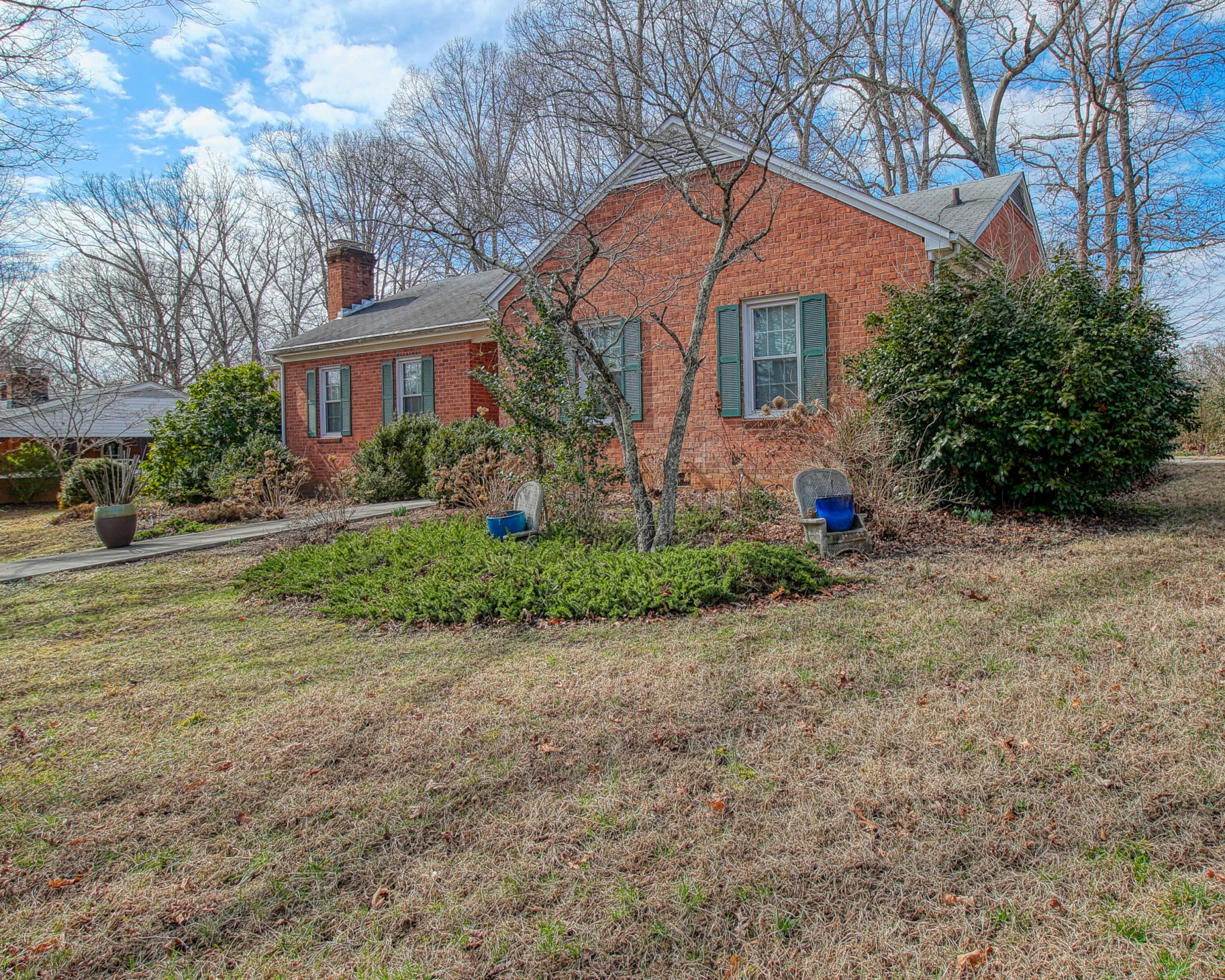 702 Norfolk PL - Photo 2