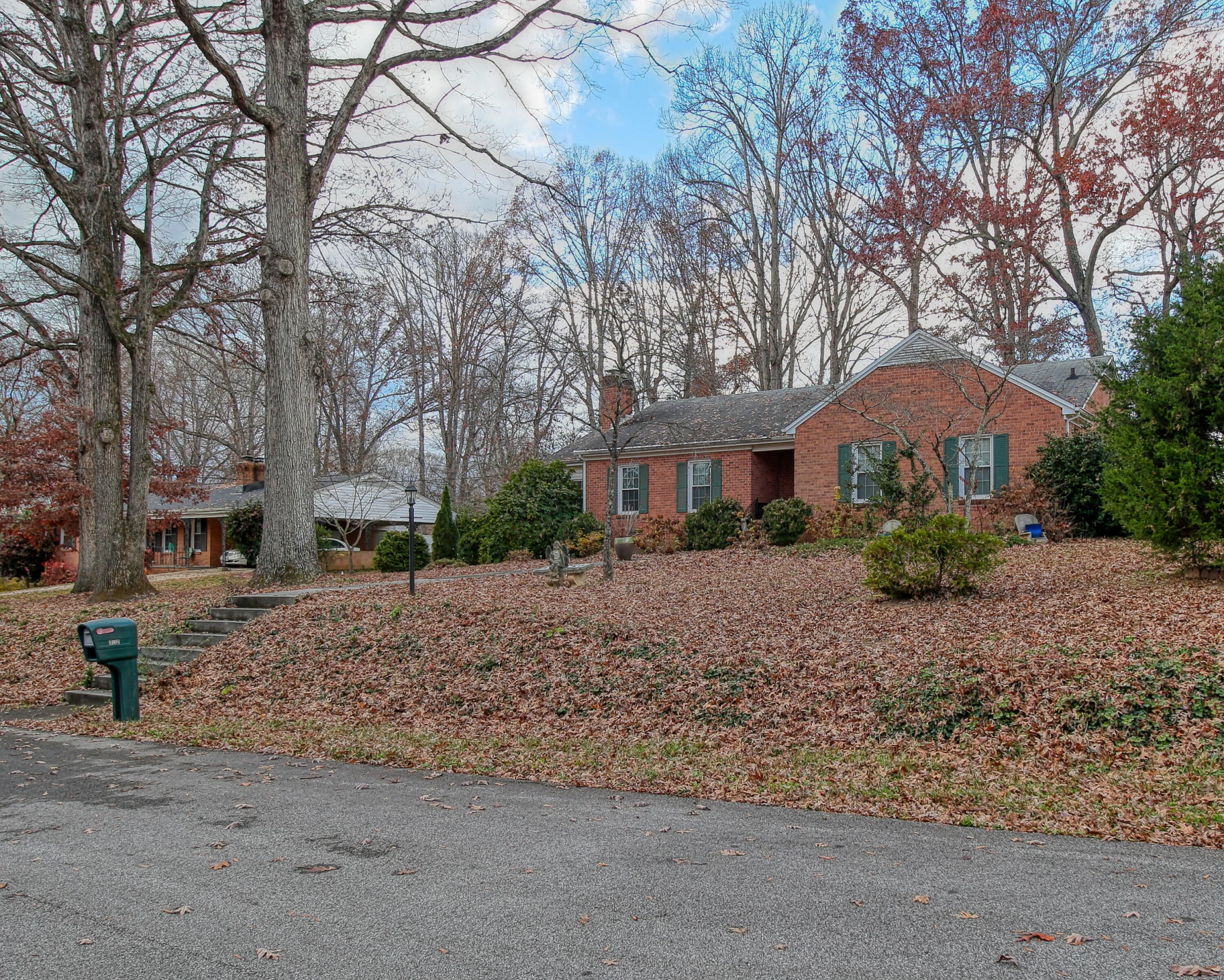 702 Norfolk PL - Photo 23