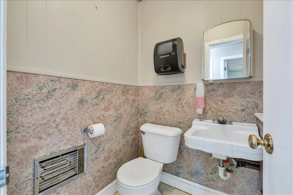 356 Campbell AVE SW - Photo 32
