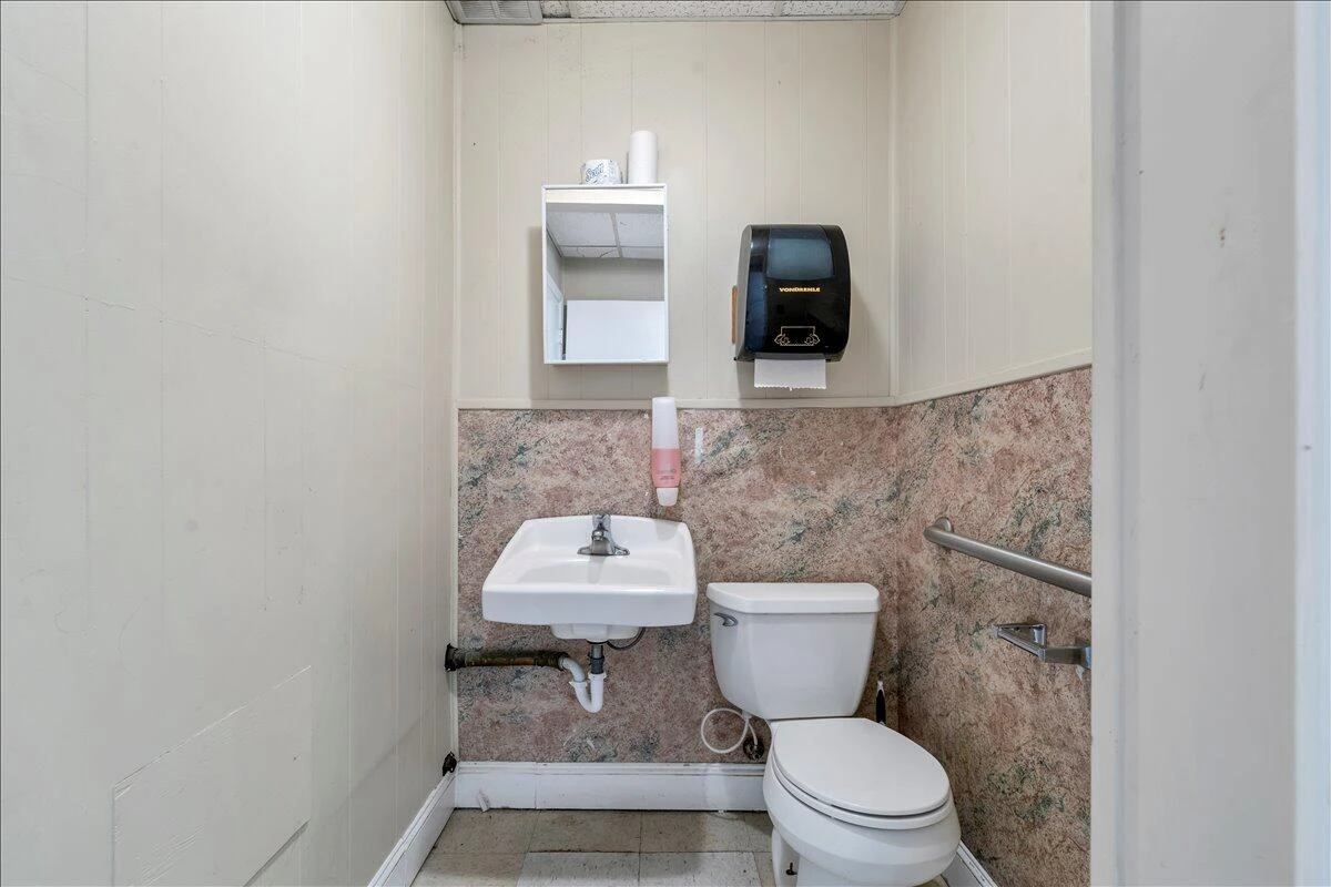 356 Campbell AVE SW - Photo 33