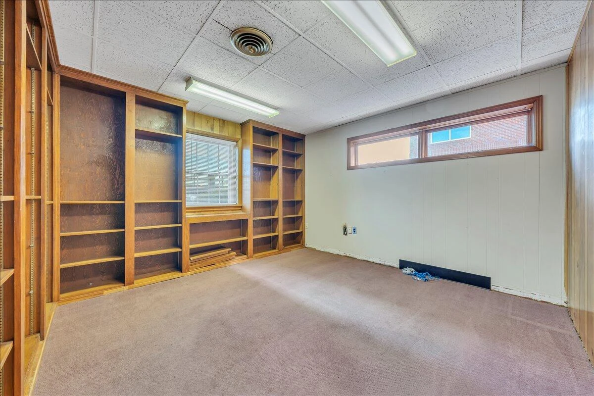356 Campbell AVE SW - Photo 39