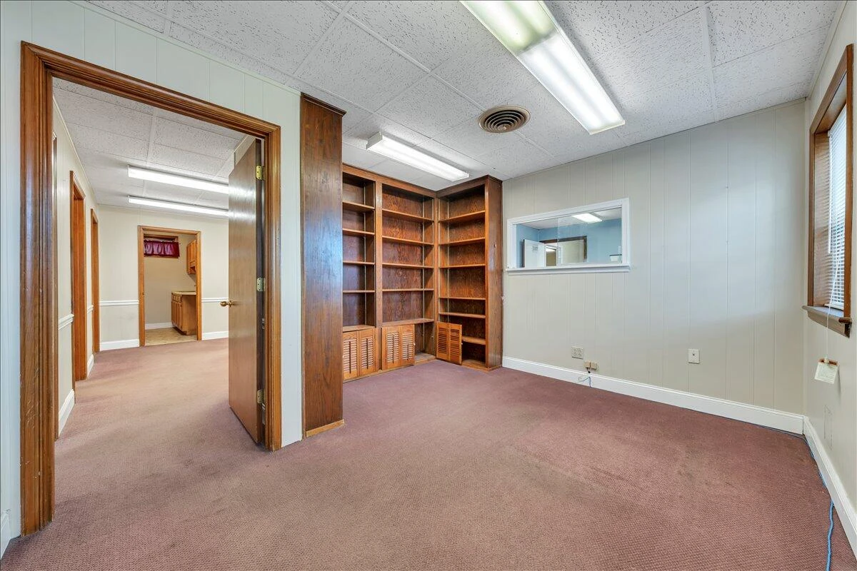 356 Campbell AVE SW - Photo 40
