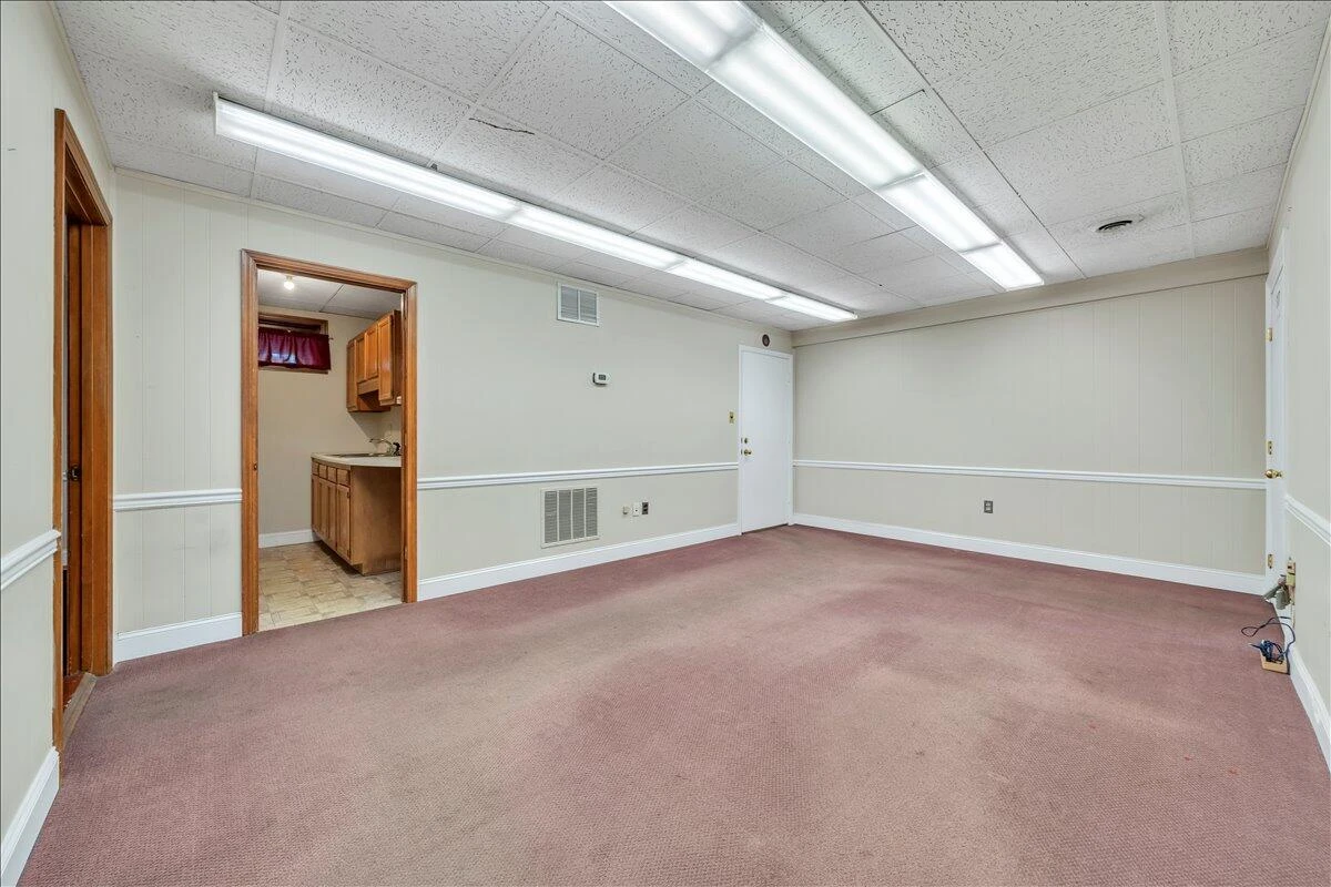 356 Campbell AVE SW - Photo 48