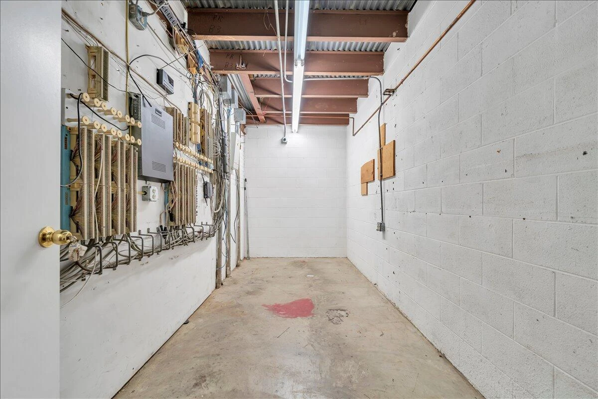 356 Campbell AVE SW - Photo 51