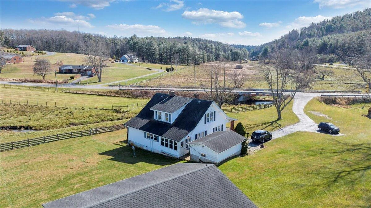 6629 Floyd Highway N - Photo 10