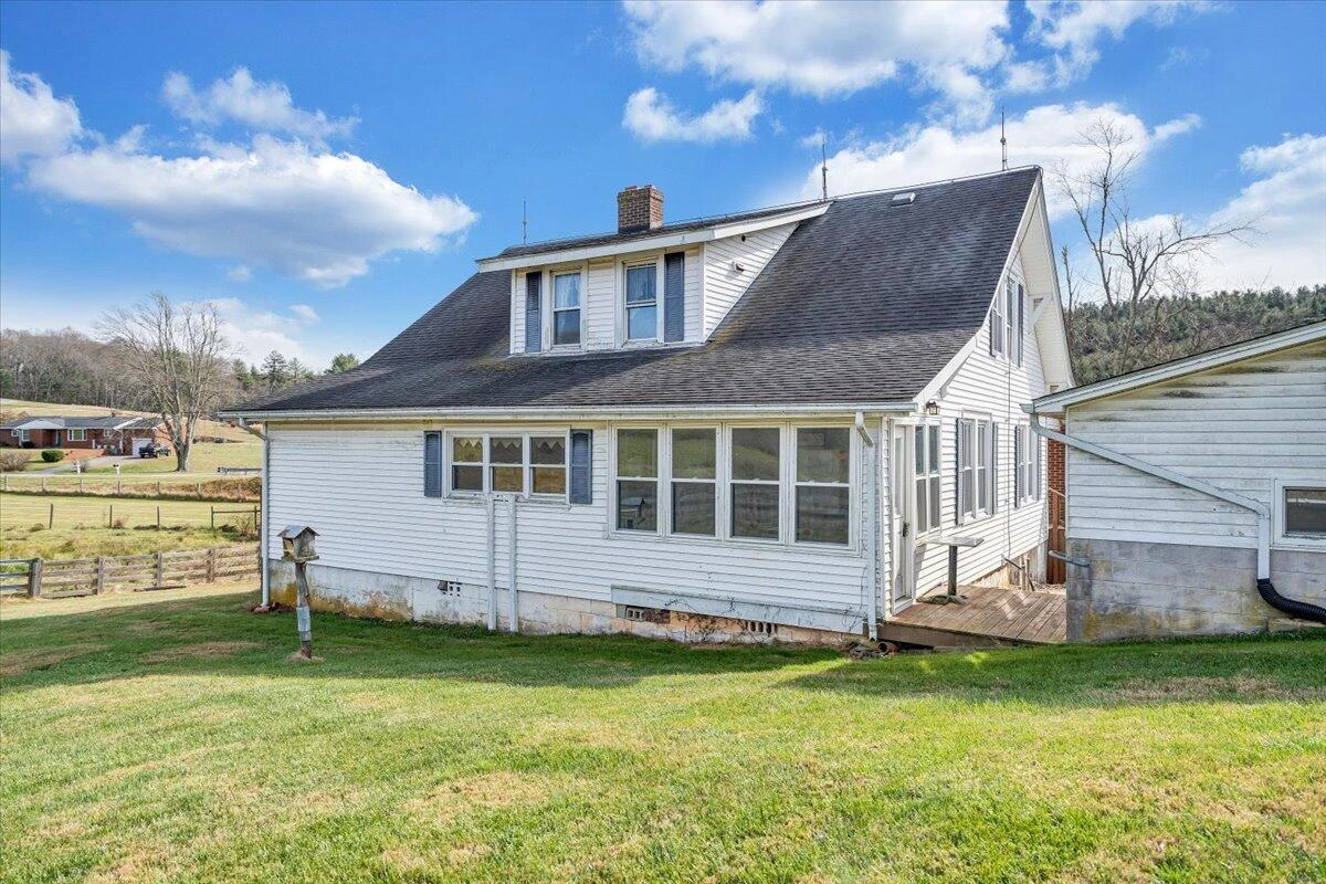 6629 Floyd Highway N - Photo 20