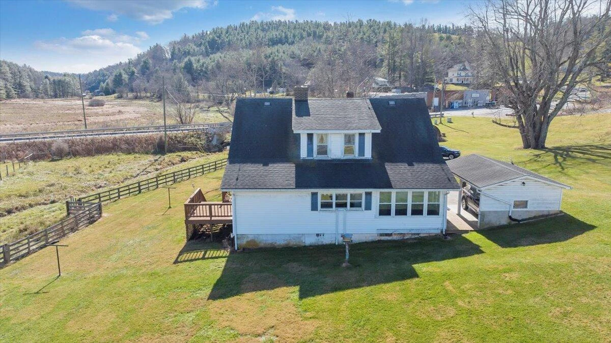 6629 Floyd Highway N - Photo 34