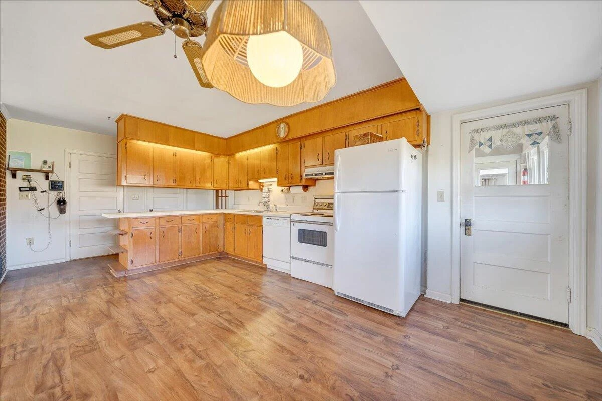 6629 Floyd Highway N - Photo 39