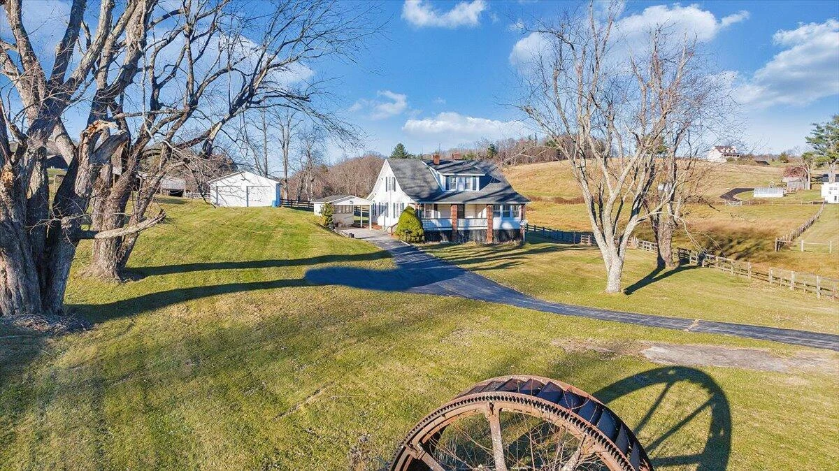 6629 Floyd Highway N - Photo 7