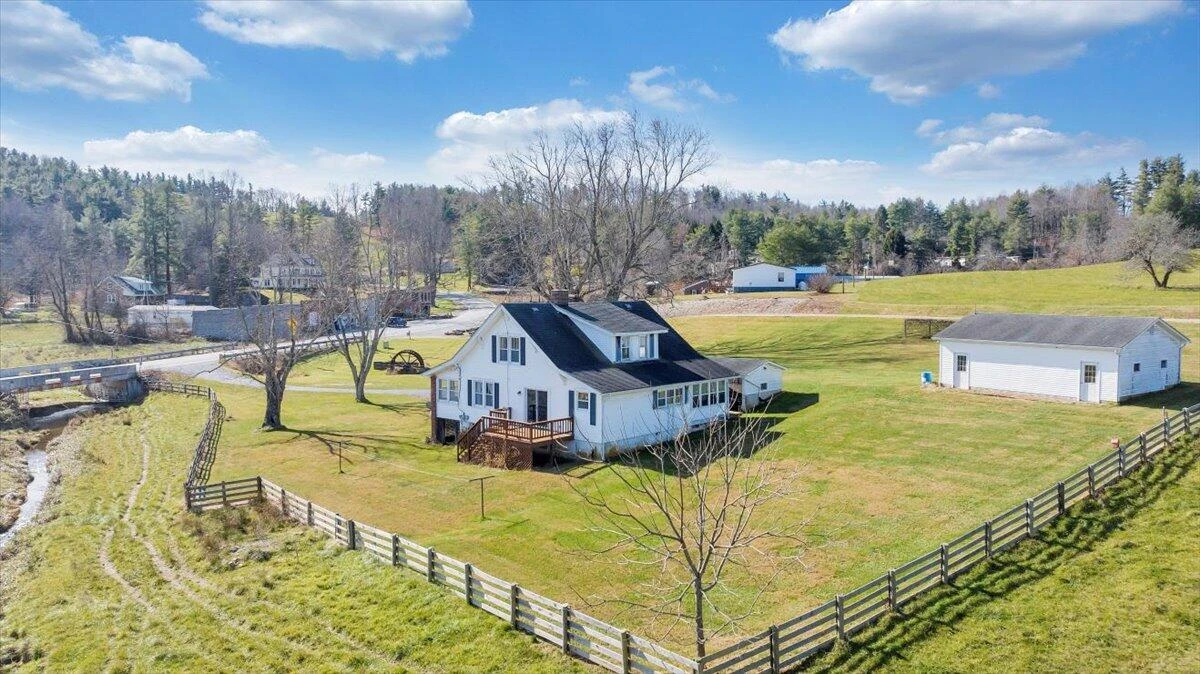 6629 Floyd Highway N - Photo 9